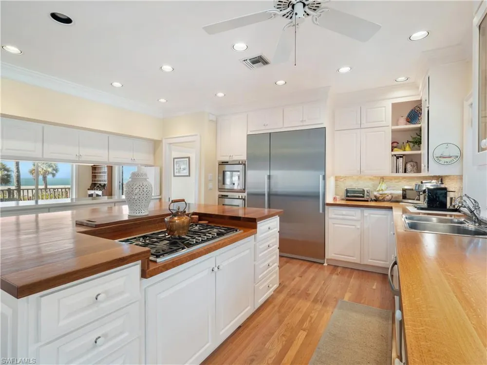 16530 Captiva Drive Captiva, FL 33924