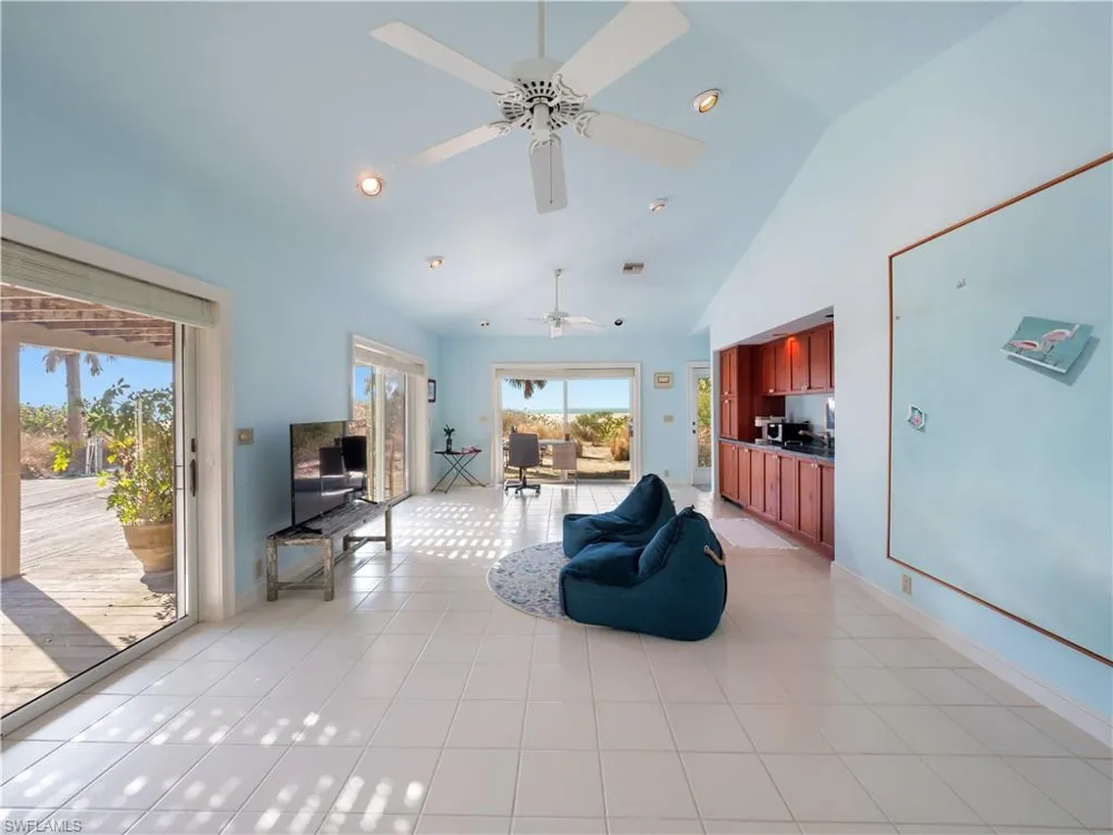 16530 Captiva Drive Captiva, FL 33924
