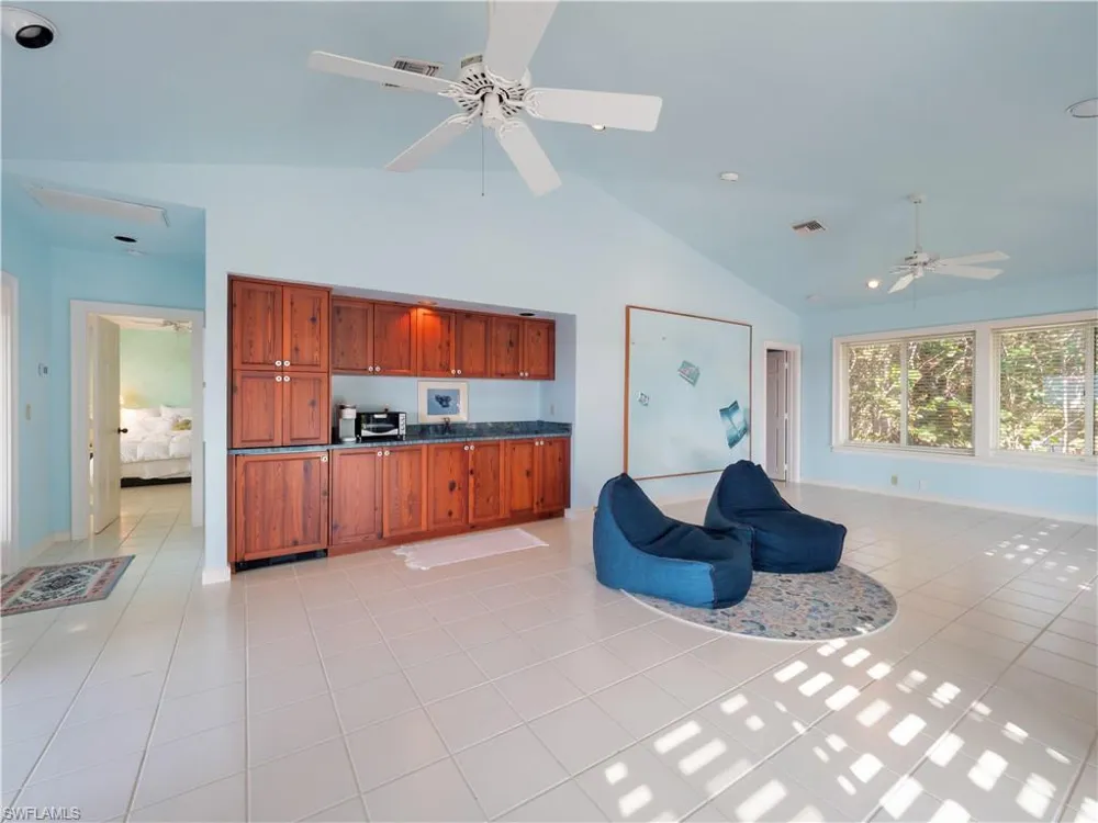 16530 Captiva Drive Captiva, FL 33924
