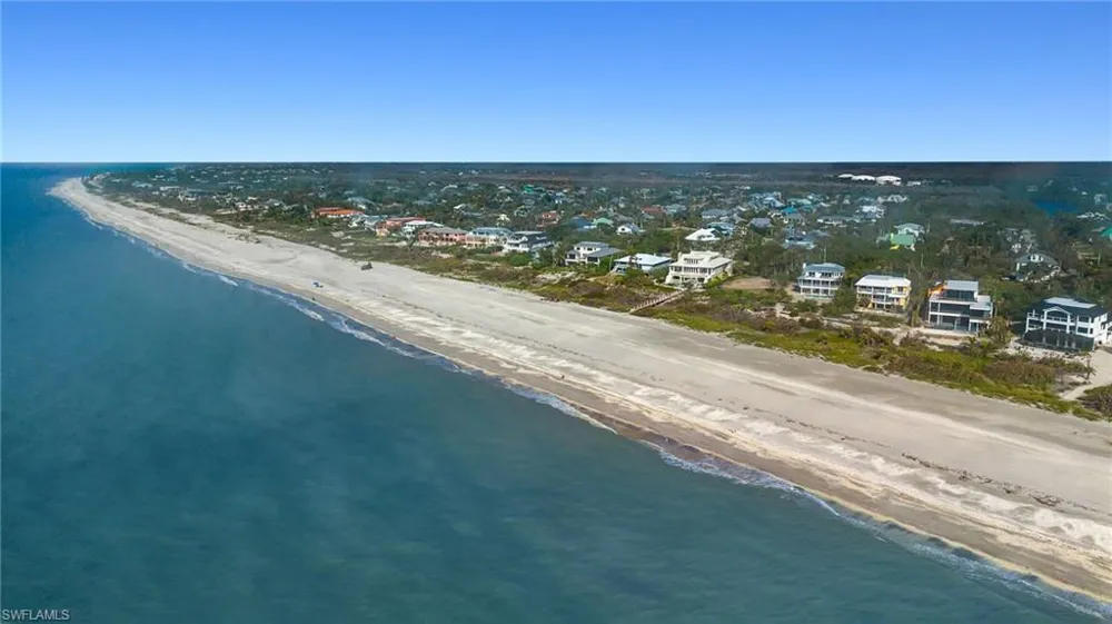 460 Sawgrass Place Sanibel, FL 33957