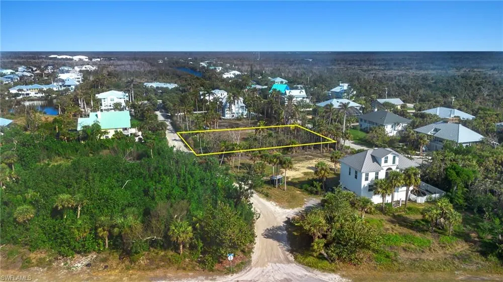 460 Sawgrass Place Sanibel, FL 33957