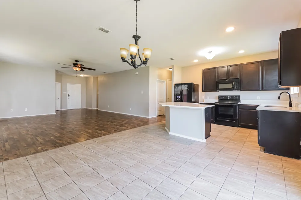 9109 Cranston Court Providence Village, TX 76227