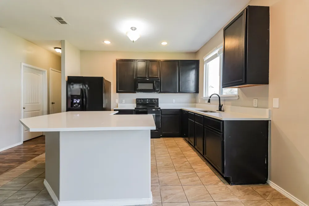 9109 Cranston Court Providence Village, TX 76227