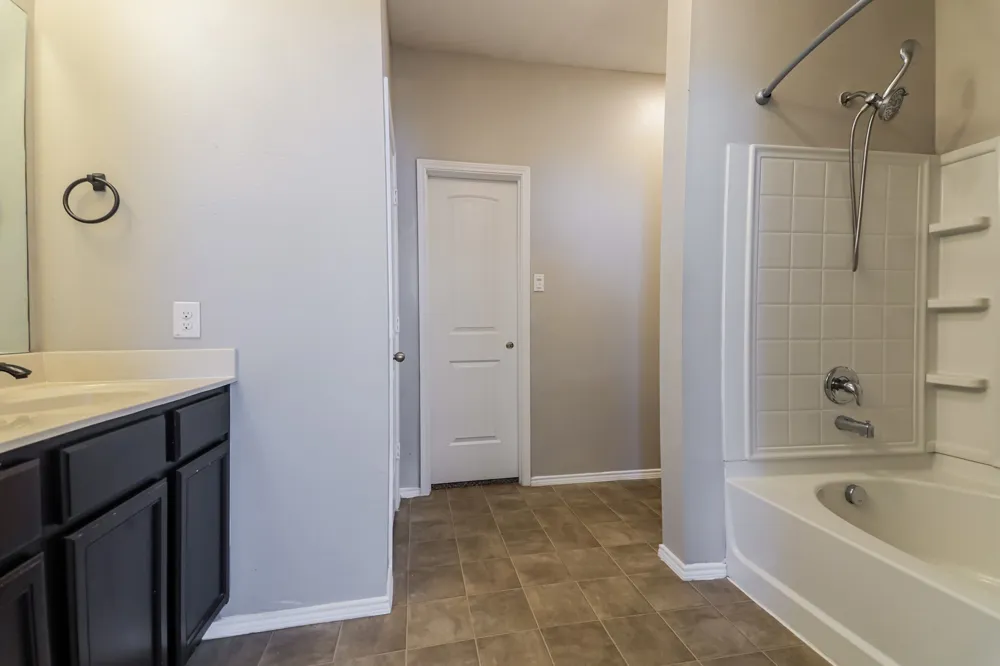 9109 Cranston Court Providence Village, TX 76227