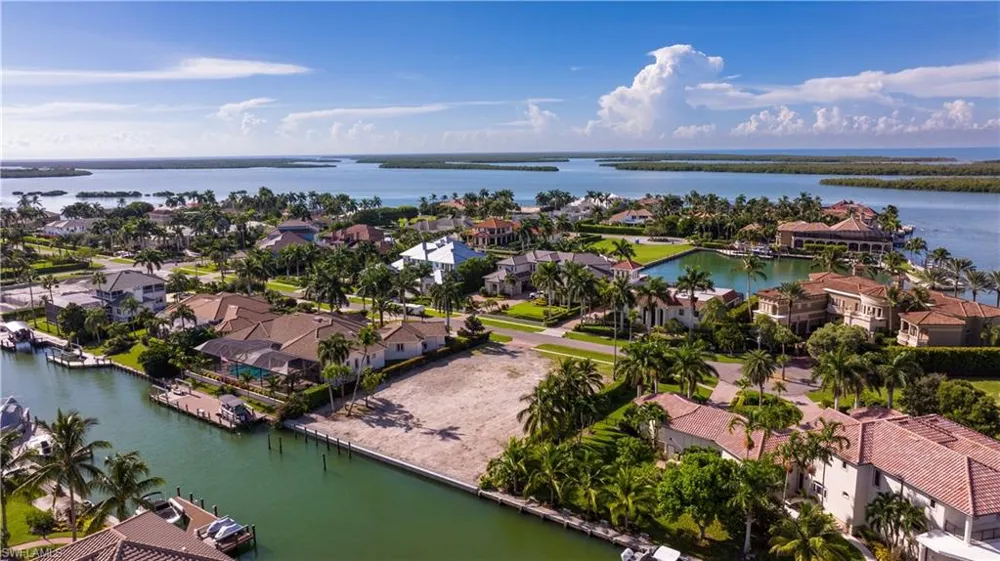 1558 Heights Court Marco Island, FL 34145