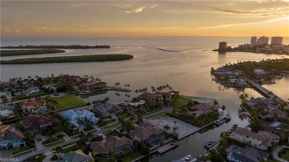 1558 Heights Court Marco Island, FL 34145