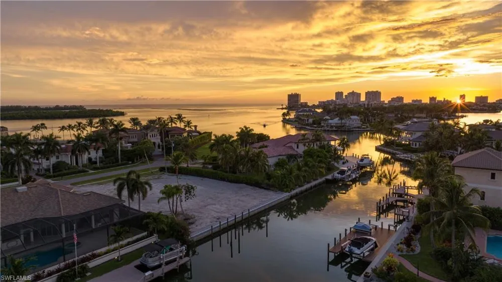 1558 Heights Court Marco Island, FL 34145