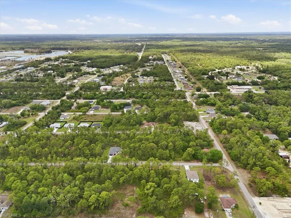 2117 Grayson Avenue Alva, FL 33920