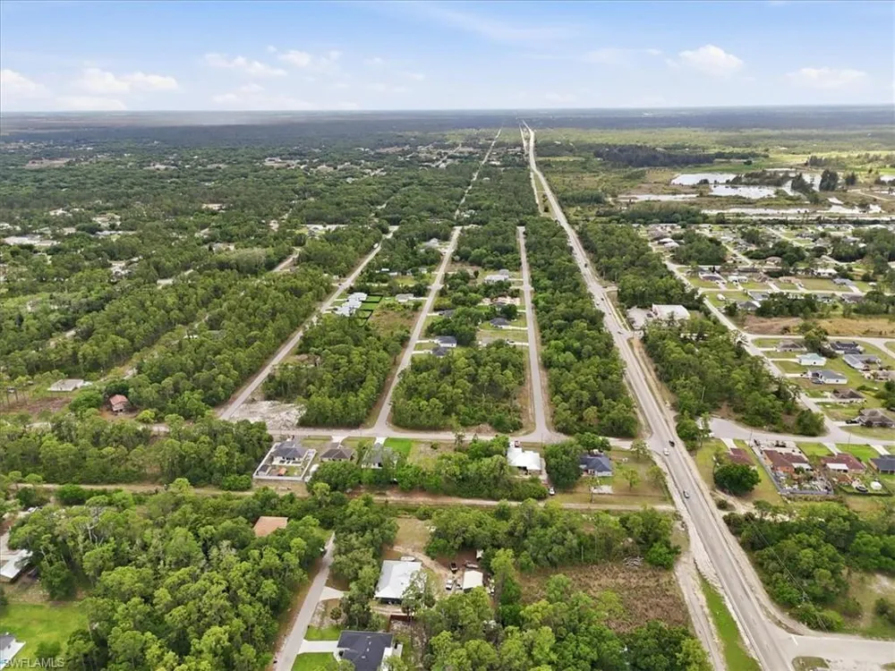 2117 Grayson Avenue Alva, FL 33920