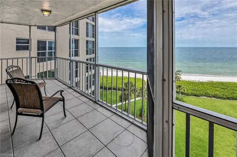 10701 Gulf Shore Drive #702
