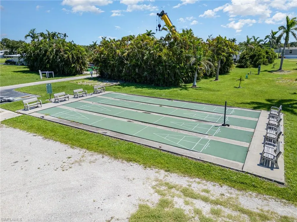 27 Cottonwood Drive Fort Myers, FL 33908