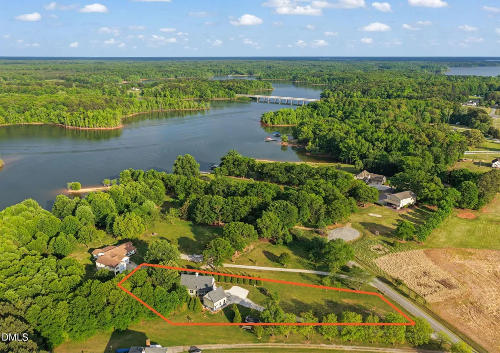 165 Plank Shore Drive Boydton, VA 23917