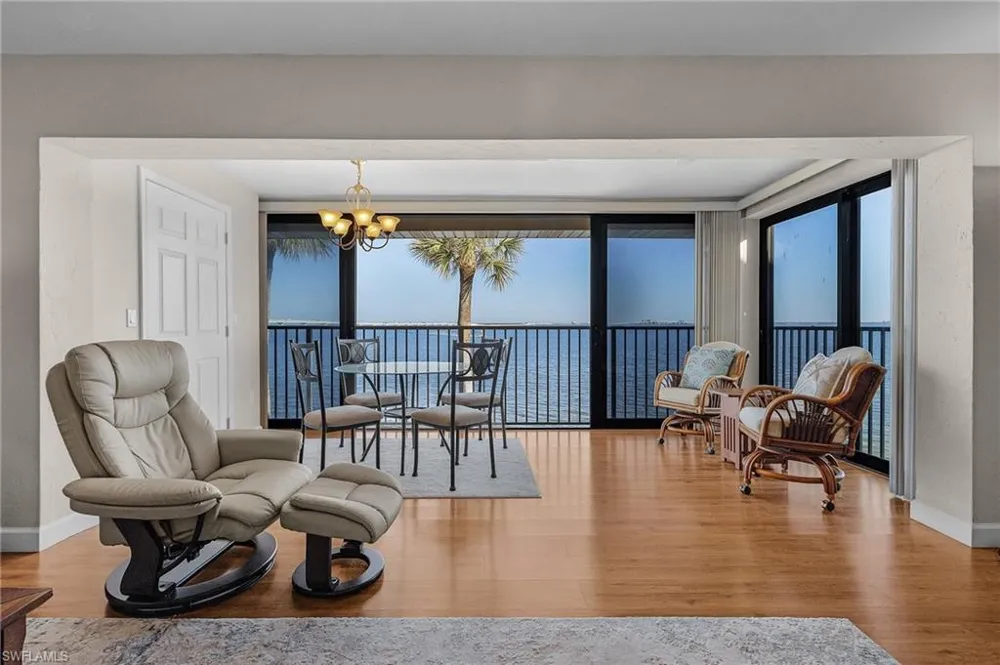 760 Sextant Drive #612 Sanibel, FL 33957
