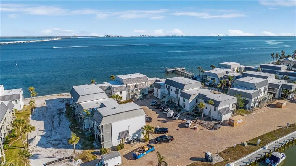 760 Sextant Drive #612 Sanibel, FL 33957