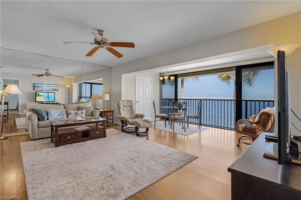 760 Sextant Drive #612 Sanibel, FL 33957