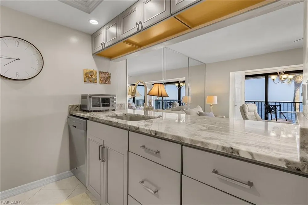 760 Sextant Drive #612 Sanibel, FL 33957