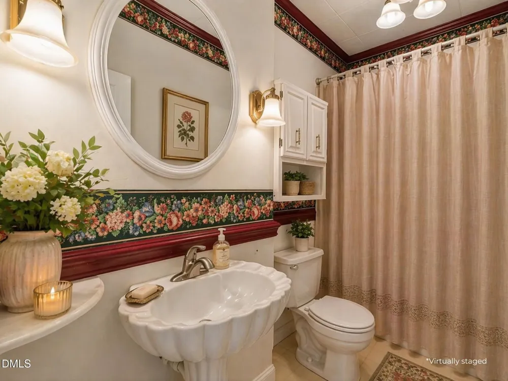 301 E Stanley Street Four Oaks, NC 27524
