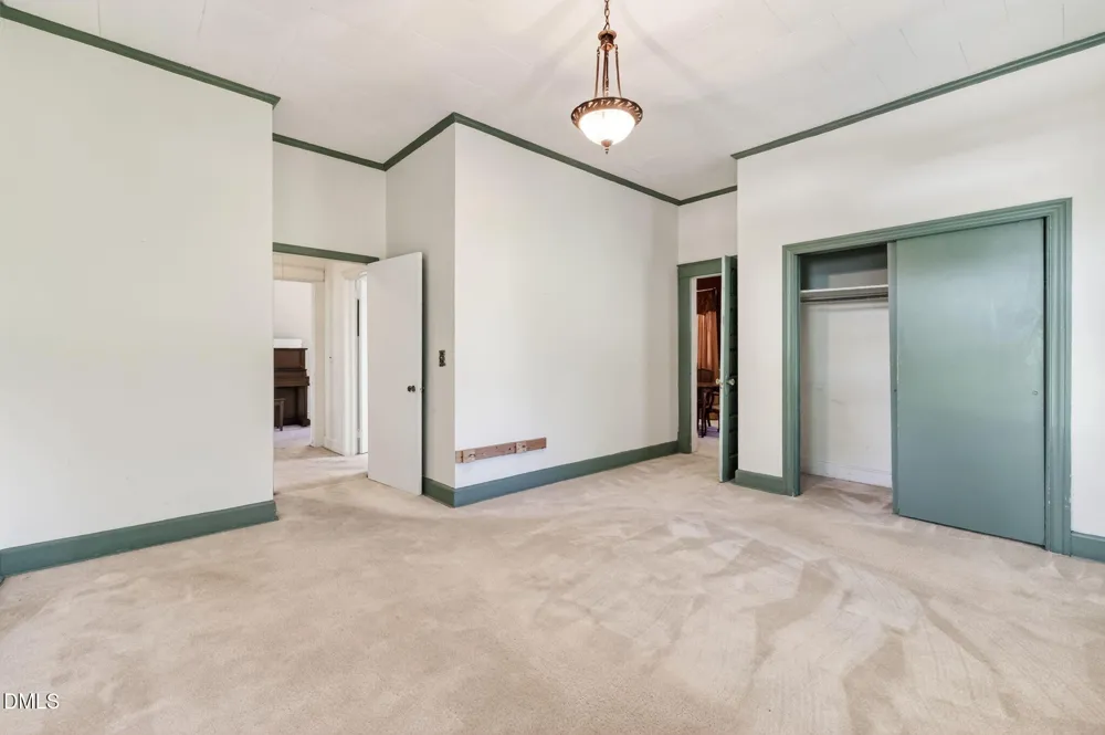 301 E Stanley Street Four Oaks, NC 27524