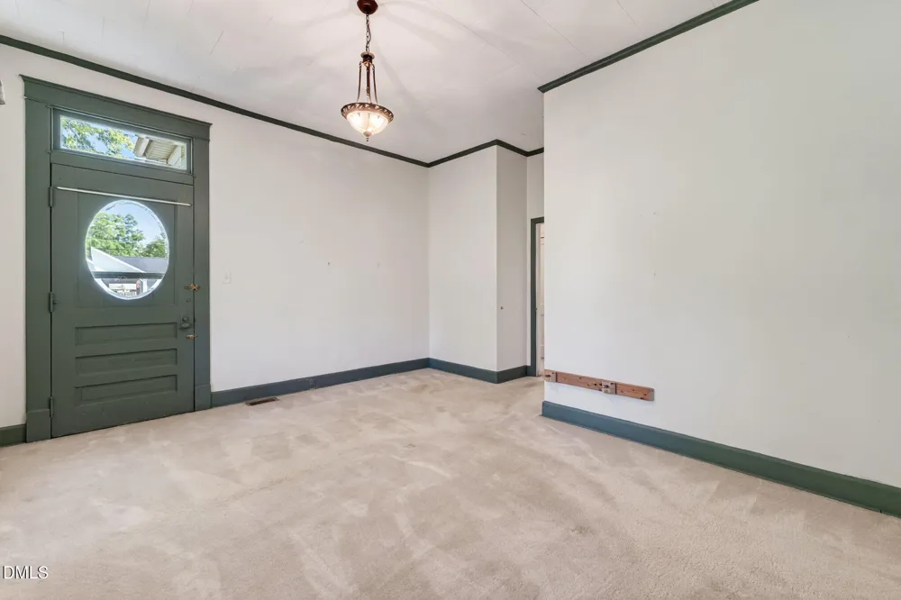 301 E Stanley Street Four Oaks, NC 27524
