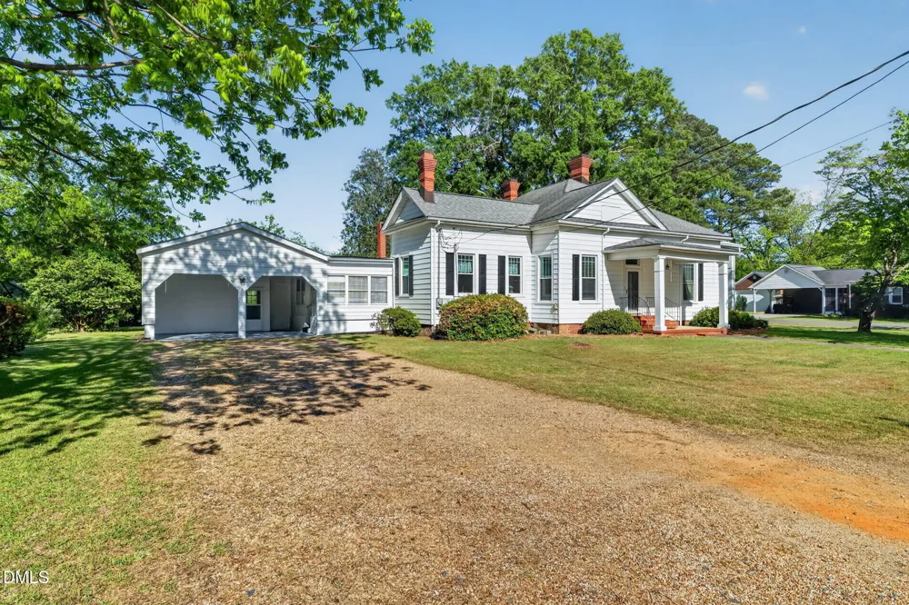 301 E Stanley Street Four Oaks, NC 27524
