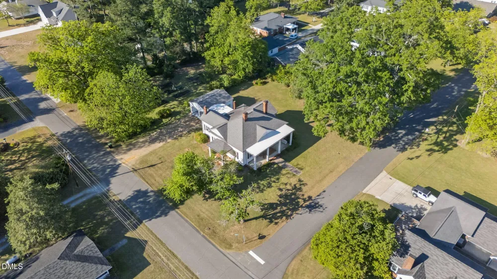 301 E Stanley Street Four Oaks, NC 27524