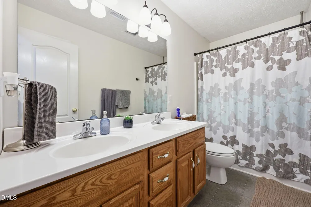 6200 Cricket Creek Lane Oxford, NC 27565