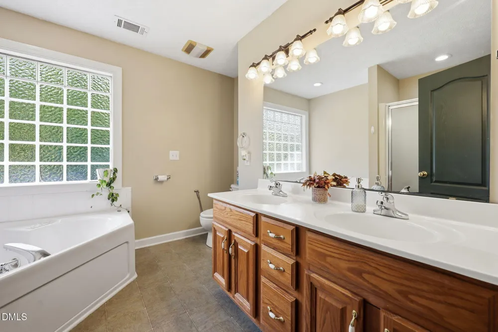 6200 Cricket Creek Lane Oxford, NC 27565