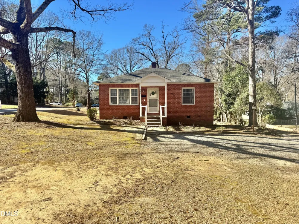 224 Clay Street Cary, NC 27511