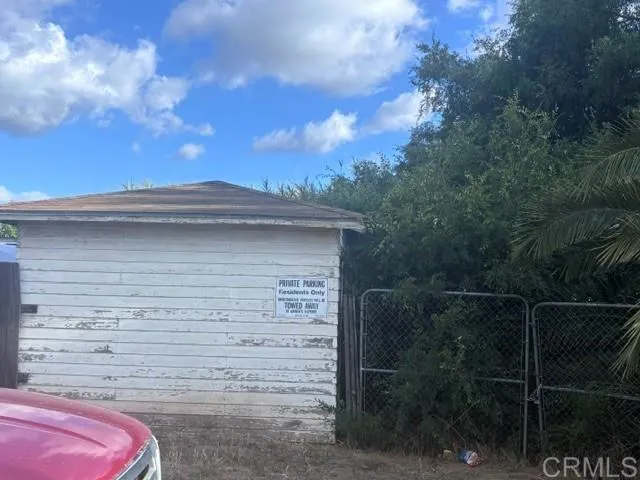 1225 Victor El Cajon, CA 92021
