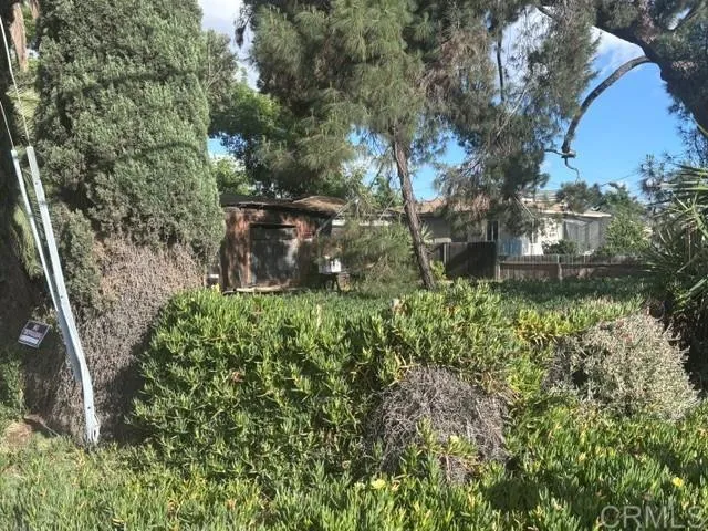 1225 Victor El Cajon, CA 92021