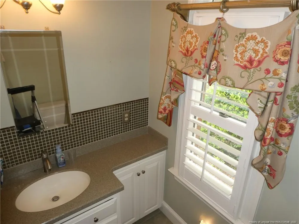 202 Walnut Cove Drive Lumberton, NC 28358
