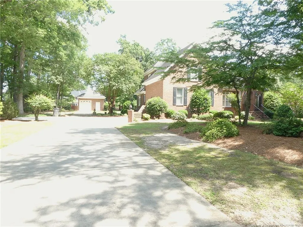 202 Walnut Cove Drive Lumberton, NC 28358