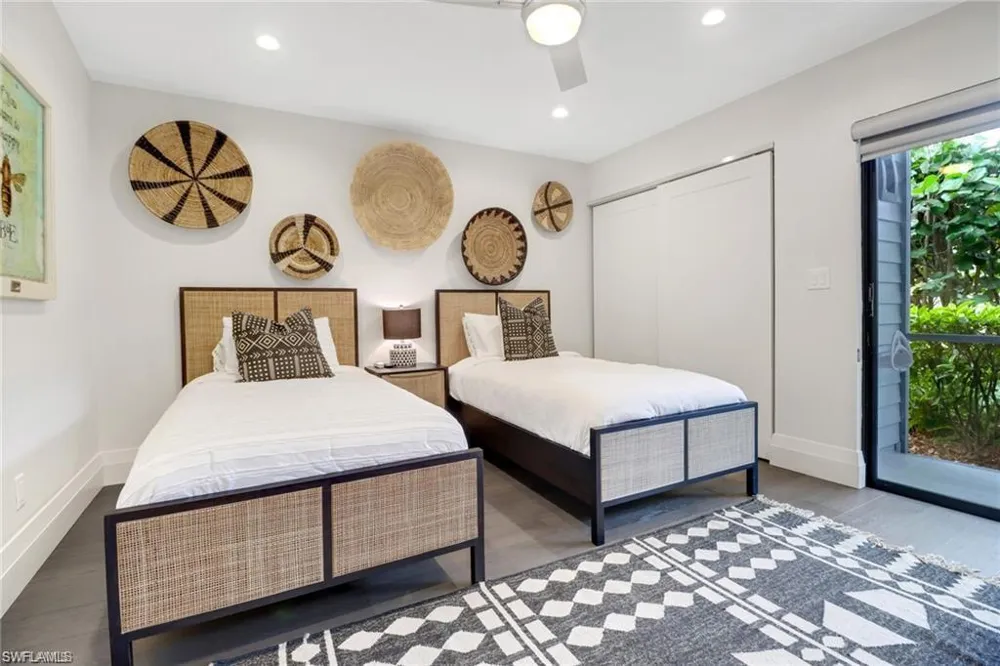 27052 Kindlewood Lane Bonita Springs, FL 34134