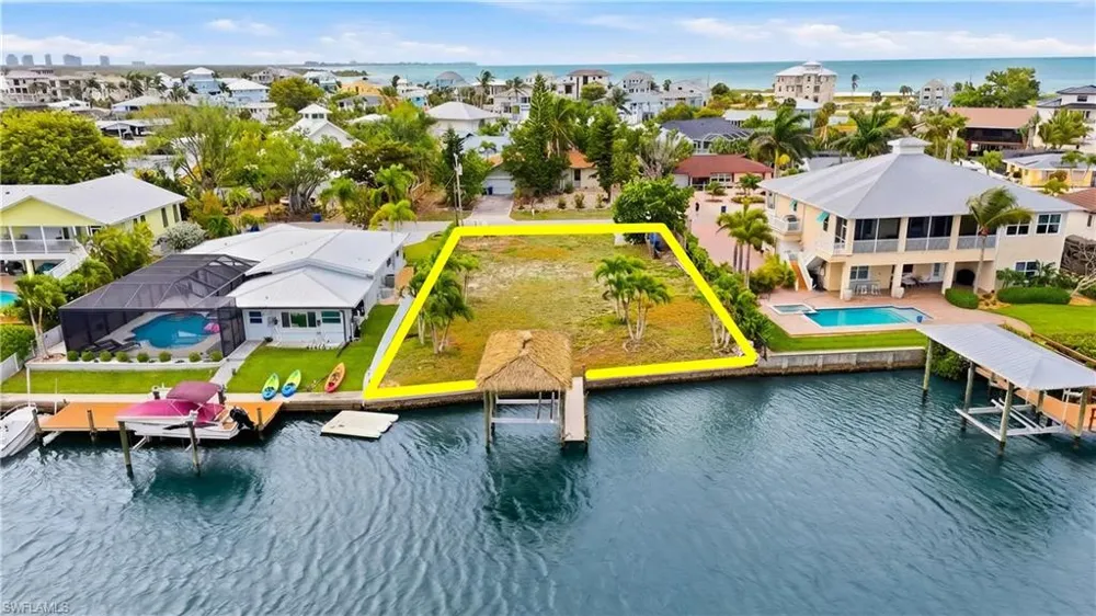 8061 Lagoon Road Fort Myers Beach, FL 33931