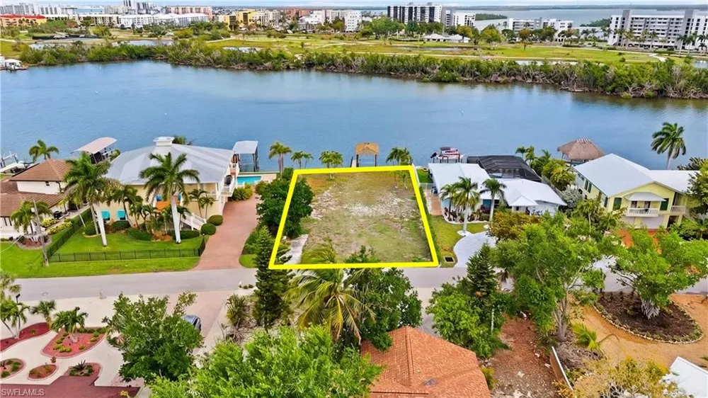 8061 Lagoon Road Fort Myers Beach, FL 33931