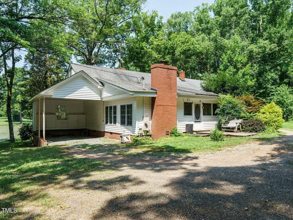 1191 Old Sanford Road Moncure, NC 27559