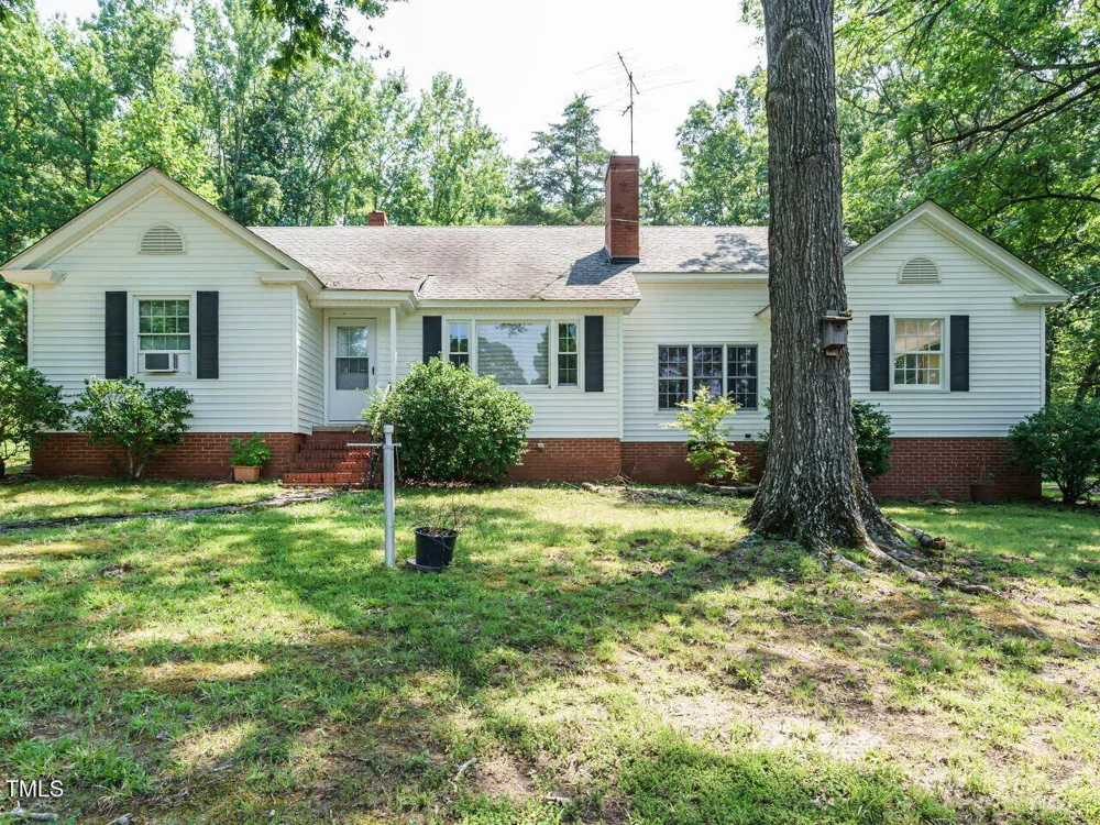 1191 Old Sanford Road Moncure, NC 27559