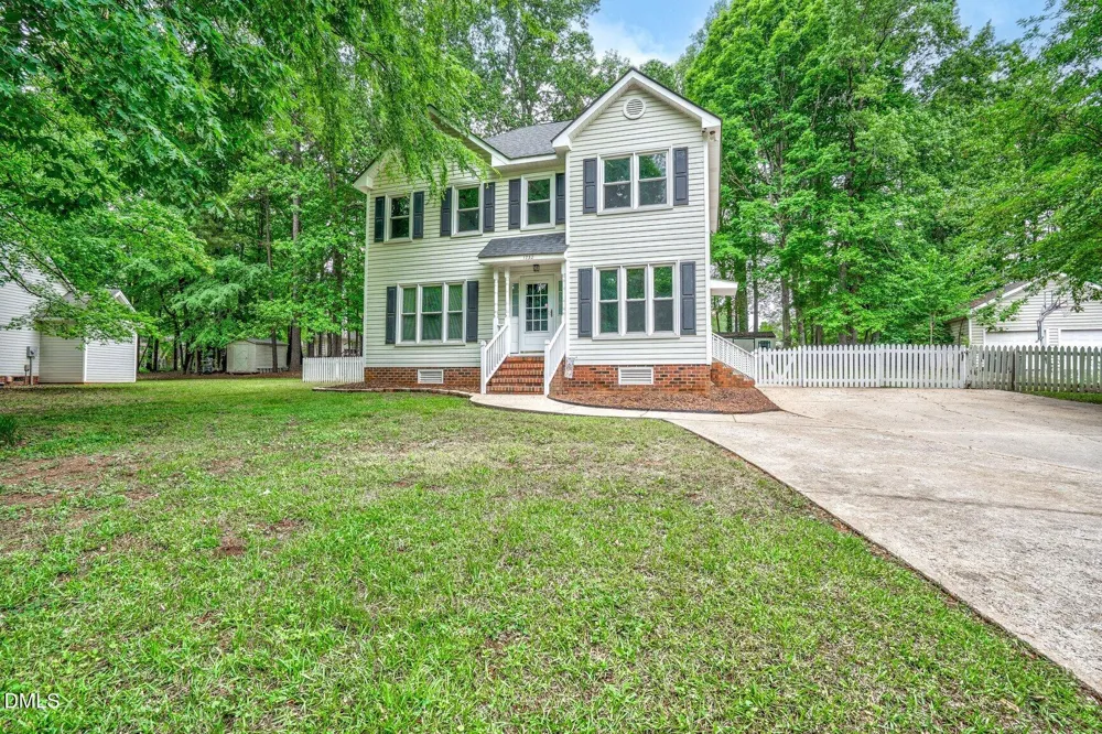 1732 Acorn Ridge Road Rocky Mount, NC 27804
