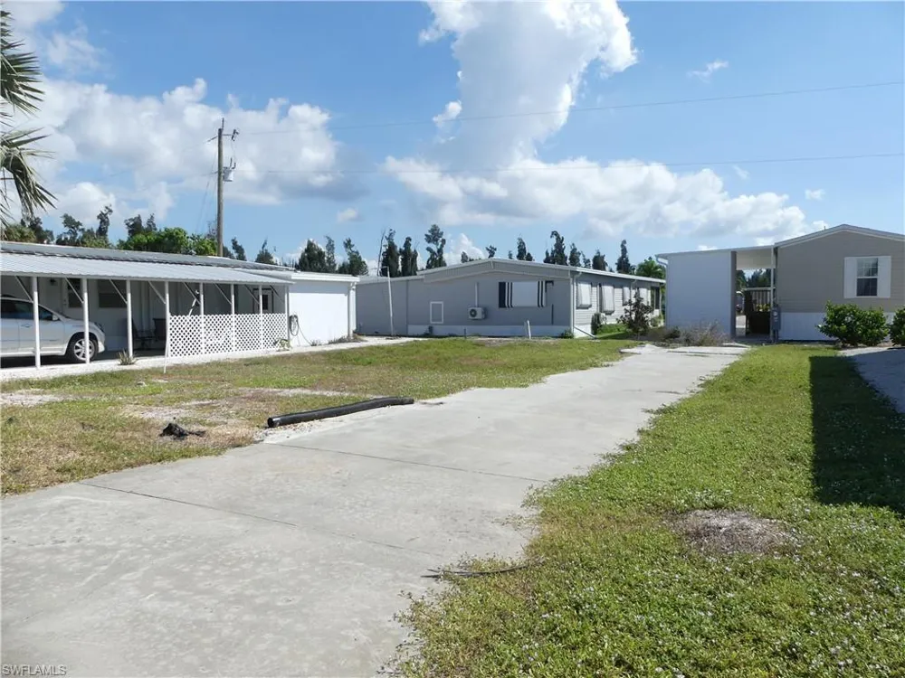 4915 Gulfgate Lane St. James City, FL 33956