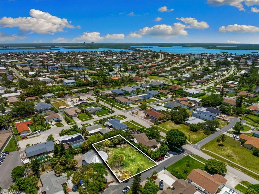 410 Quail Drive Marco Island, FL 34145