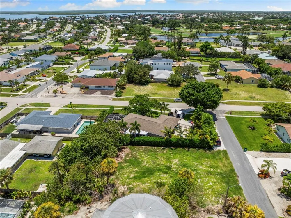 410 Quail Drive Marco Island, FL 34145