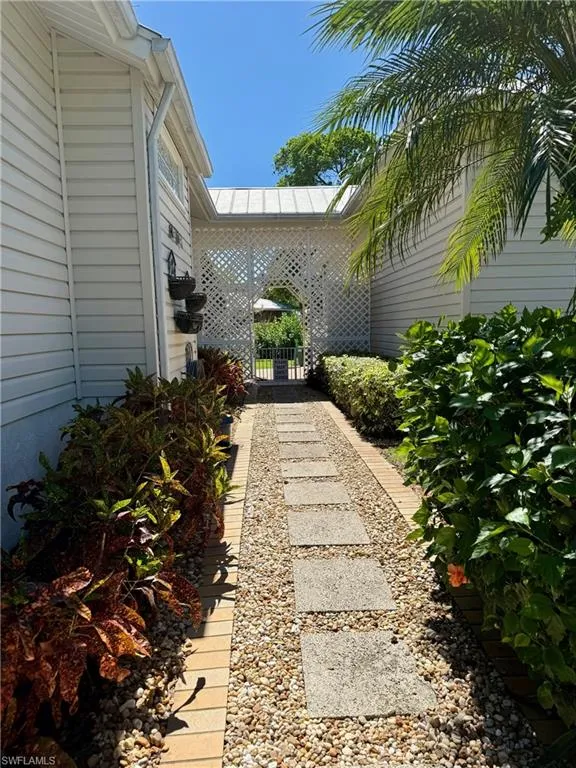 234 W Circle Drive Clewiston, FL 33440