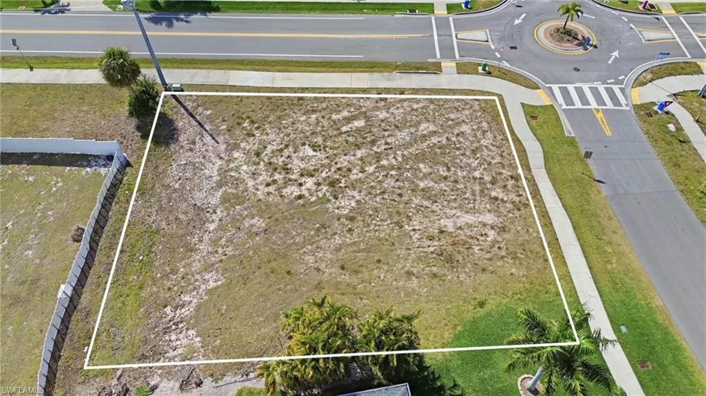 1201 6th Avenue Marco Island, FL 34145