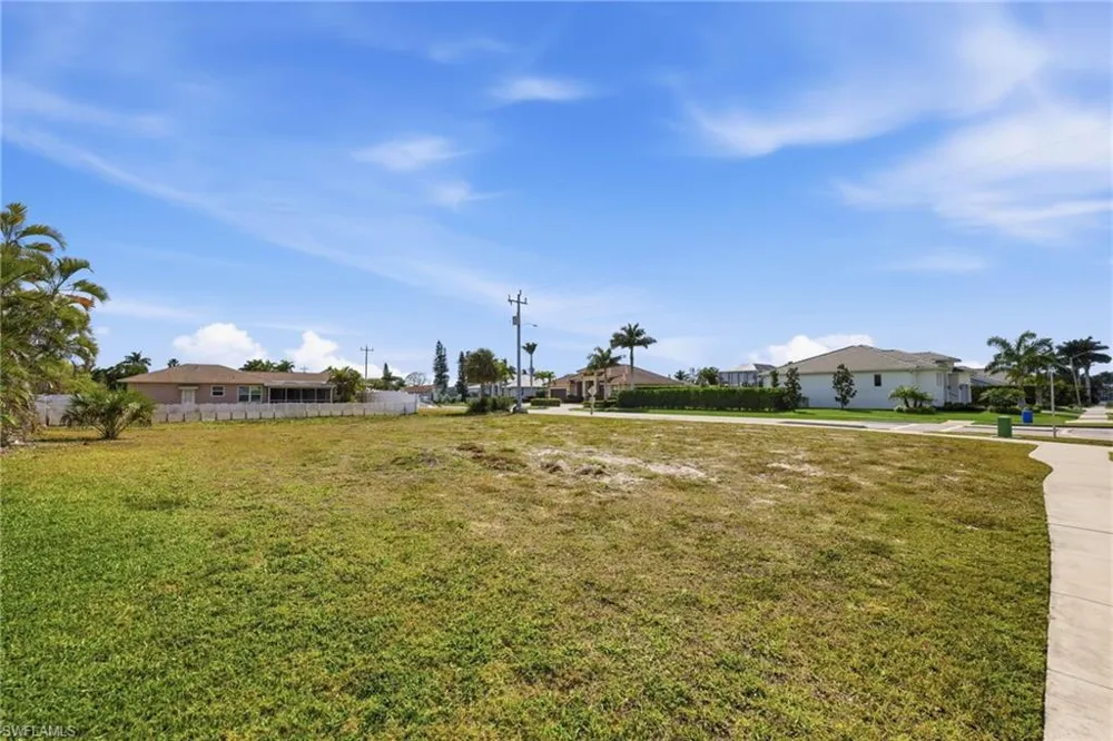 1201 6th Avenue Marco Island, FL 34145