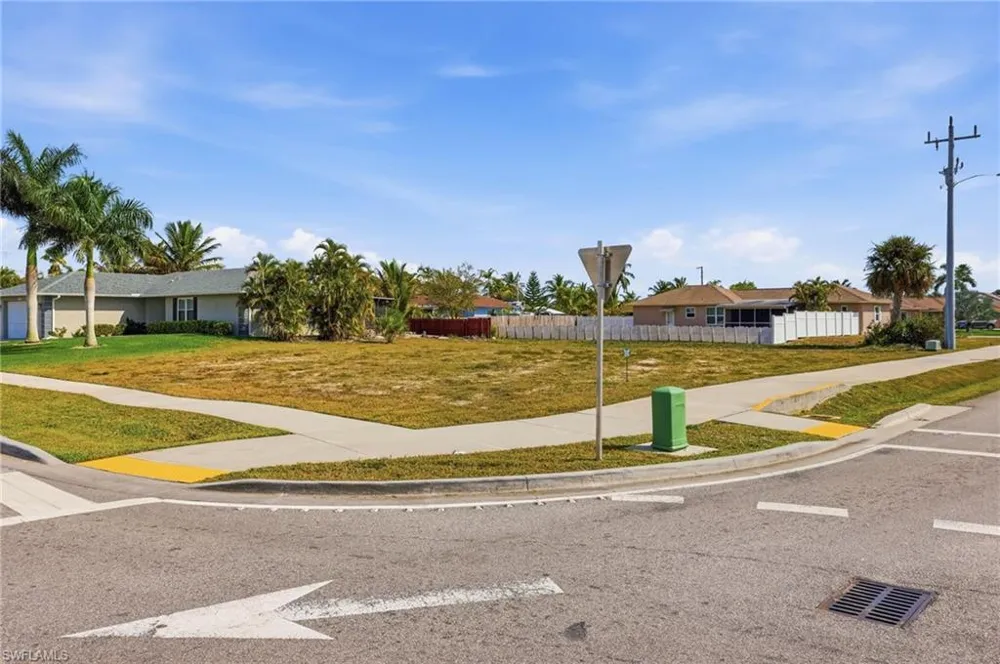 1201 6th Avenue Marco Island, FL 34145