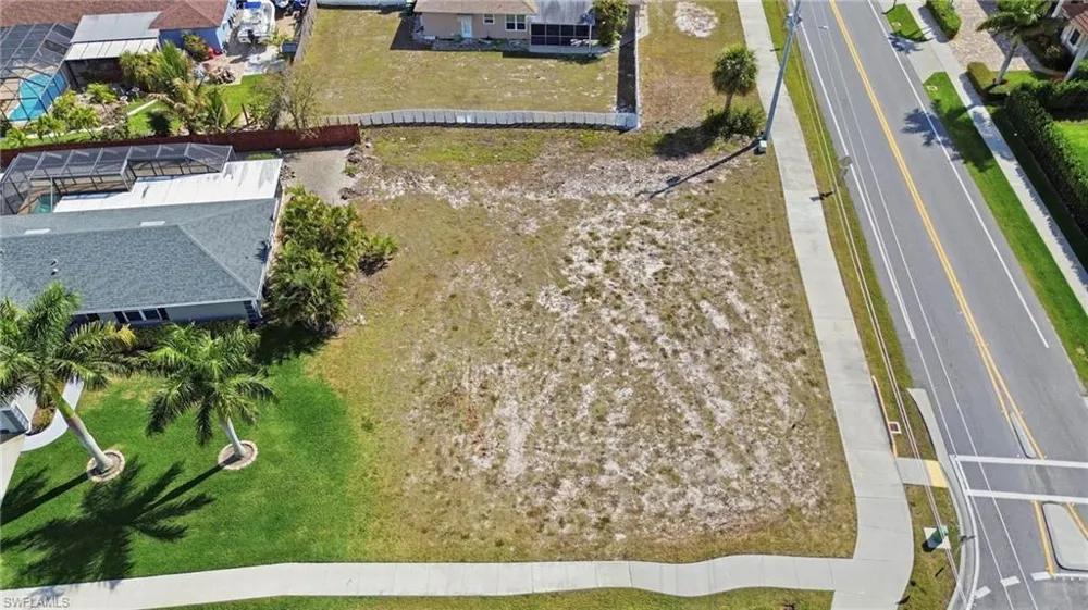 1201 6th Avenue Marco Island, FL 34145