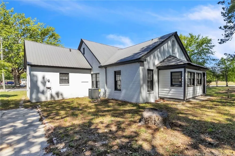 203 Trinity Street Fairmont, NC 28340