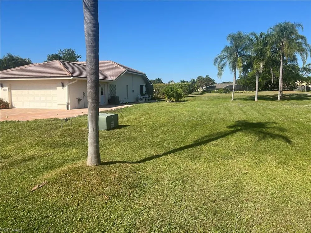 9954 Ortega Lane Bonita Springs, FL 34135
