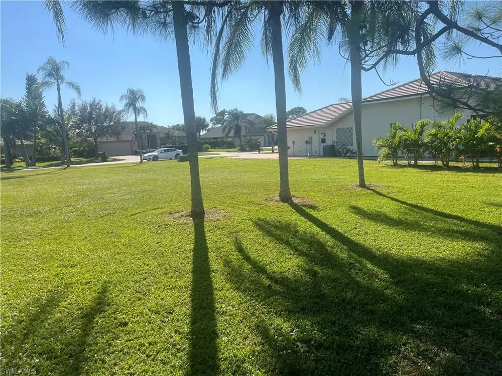 9954 Ortega Lane Bonita Springs, FL 34135