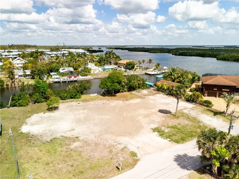 5226 Serenity CV Bokeelia, FL 33922